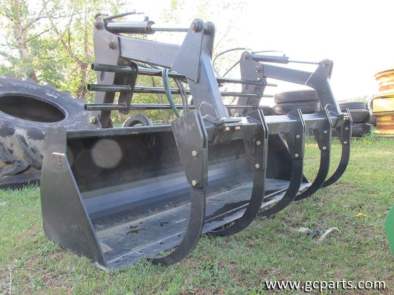 NEW 8FT BUCKET W/ GRAPPLE